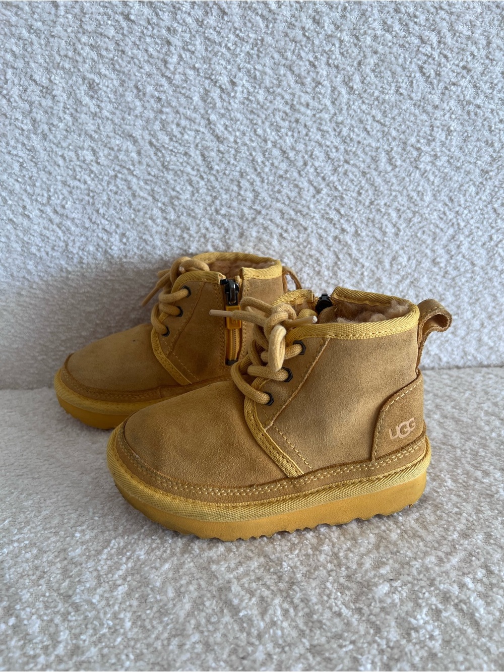 UGG Neumel II Toddler Yellow Zippered Chukka Boots Size 8